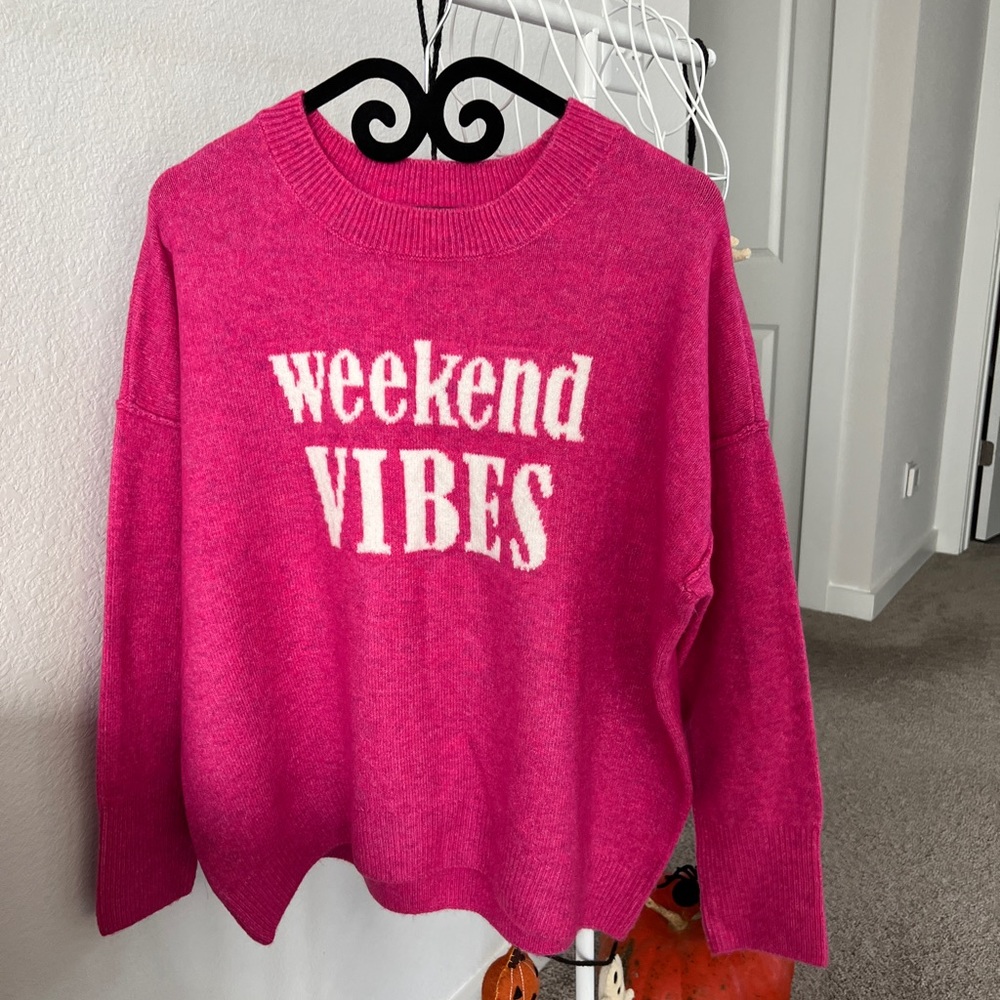 New without tag Vince Camuto sweater size Medium very soft and comfortable